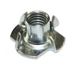 Гайка М6х12 врезная мебельная Din 1624