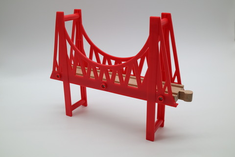 Висячий мост красный