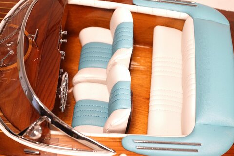 Яхта 64х20х19см Authentic Models Aquarama