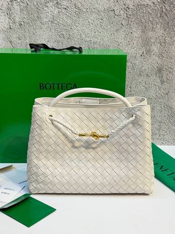 Сумка Bottega Veneta Andiamo белый