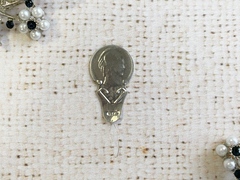 Нитковдеватель