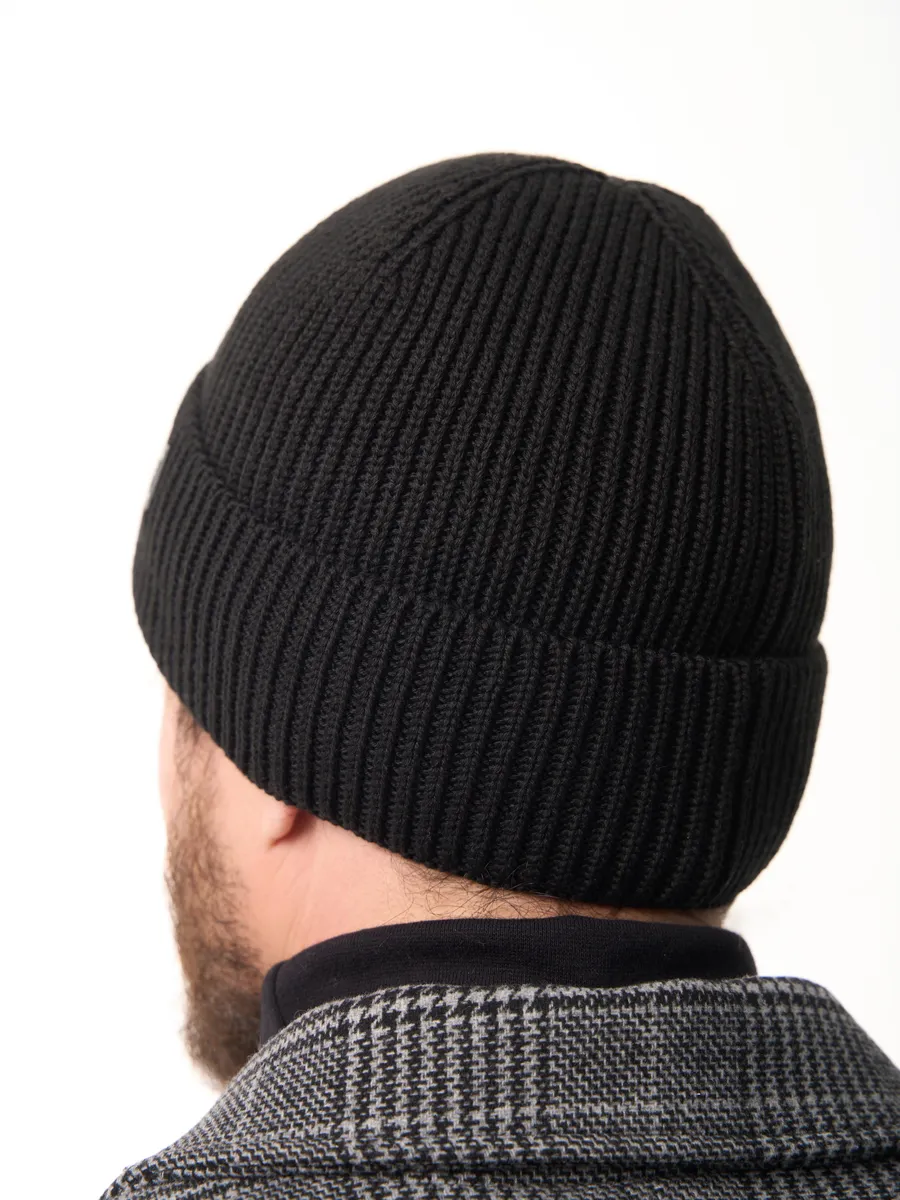 Шапка зимняя на флисе вязаная осень