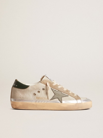 Super Star in gray canvas with a green leather star and heel tab
