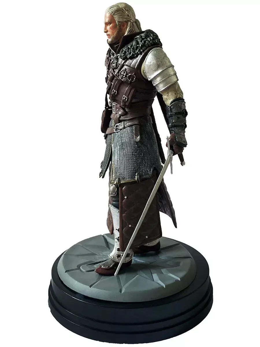 Фигурка Геральт Гранд-мастер из игры Ведьмак 3 Дикая охота