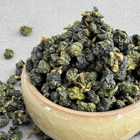 Жень Ай Чин Син