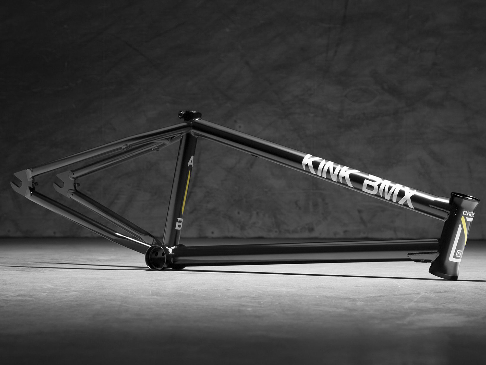 Strong frame. Рама 26" Street/Dirt, 4130 CR-mo. CR-mo рейлы.. Баттинг.