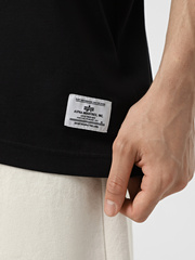 Футболка Alpha Industries Essential Relaxed Tee Black (Черный)