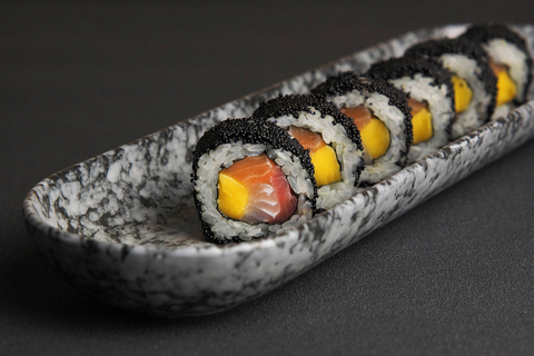 Ролл манго-фиш