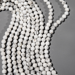 Магнезит натуральный, 4,2мм, шар, микроогранка