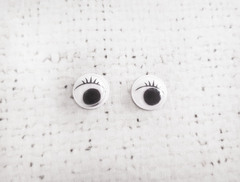 Глаза бегающие с ресницами, d 10 мм