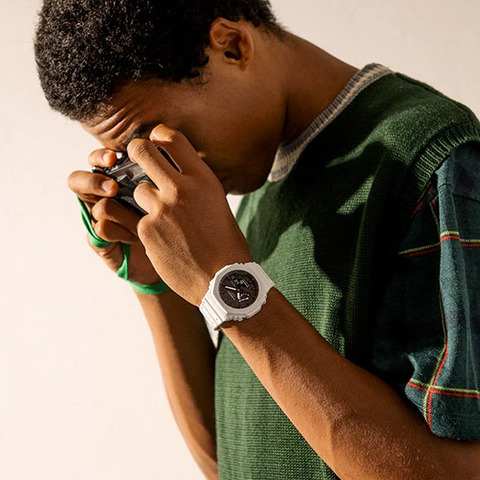 Часы Casio GA-2100-7AER