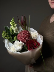 Сборный букет «Зелёные ритмы»