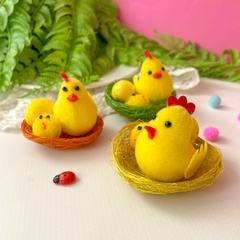 Цыплята пасхальные, декоративные, пушистые, 4,7*5,5 см, в гнезде, набор 3 шт.