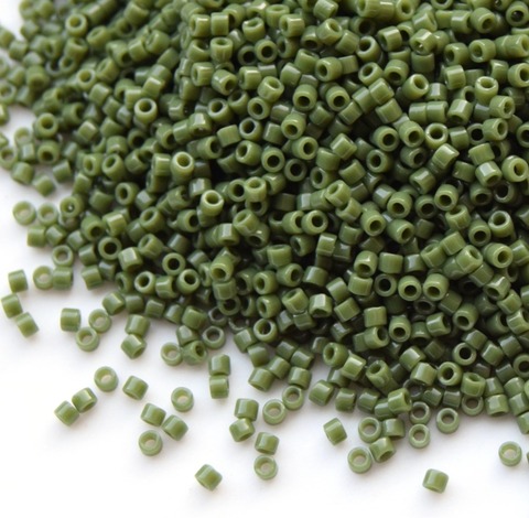 DB-1135 Бисер цилиндрический Миюки делика 11/0 Авокадо непрозрачный /Miyuki delica 11/0 Opaque Avocado