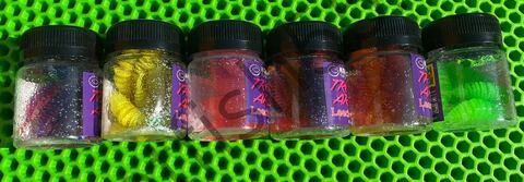 Приманка силиконовая LEECH FAT 42 (9шт), с запахом сыра, Kosadaka