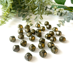 Бубенчики БРОНЗОВЫЕ, металлические, для декора и творчества, размер 1,4 см, набор 28-30 шт.