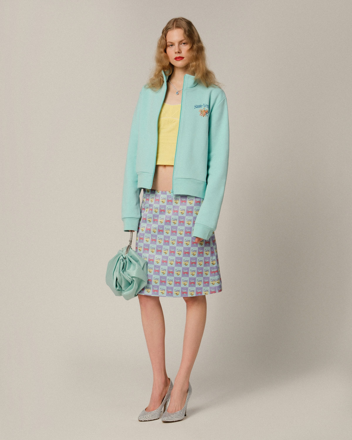 Юбка на низкой талии