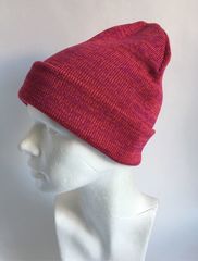 Зимняя утолщенная шапочка, цвет - малиново-коралловый меланж