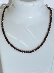 Гранат 0,4 (бусы из натуральных камней)