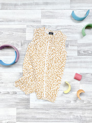 Песочник без рукавов Mjölk Sleep and Play Sand Leopard