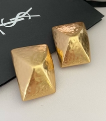 27061-Серьги клипсы крупные прямоугольников из латуни YSL