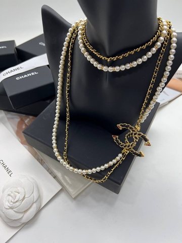 Бусы Chanel