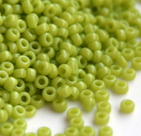 8/0 RR-0416 Бисер круглый Миюки /Miyuki round 8/0 Opaque Chartreuse