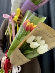 Букет «7 тюльпанов