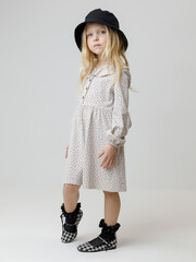 платье  для девочки  КР 5897/бежевый 4002 Н084 к609