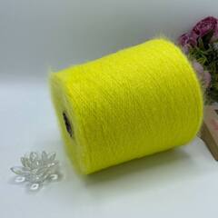 Пушистая пряжа для паутинок