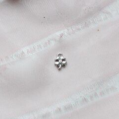 Подвеска Клевер с фианитом 10*7 мм, родий П151