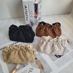 Косметичка розовая К-03