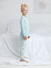 пижама  для девочки  К 1541/морозный шалфей,цв.попугайчики