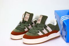 Кроссовки нат. Кожа (36-41)р. / шт. 220-554