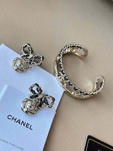 Серьги style by CHANEL цвет шампань