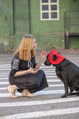 Ксения. Платье женское льняное миди с вышивкой под пояс PL-422621