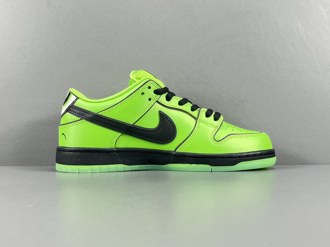 Nike girls dunks sales