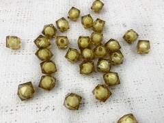 Бусины пришивные граненые акриловые, d 12 мм, горчица