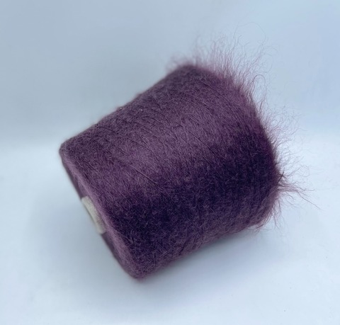 Gruppo Filpucci (пр.Италия), art. TopKid, 1000м/ 100 гр. 67% Суперкид мохер, 3% Шерсть, 30% Полиамид, цвет-Баклажан арт.27909
