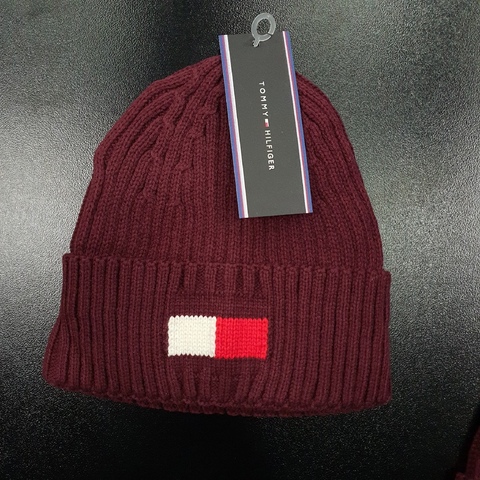 Шапка TOMMY HILFIGER 986500red