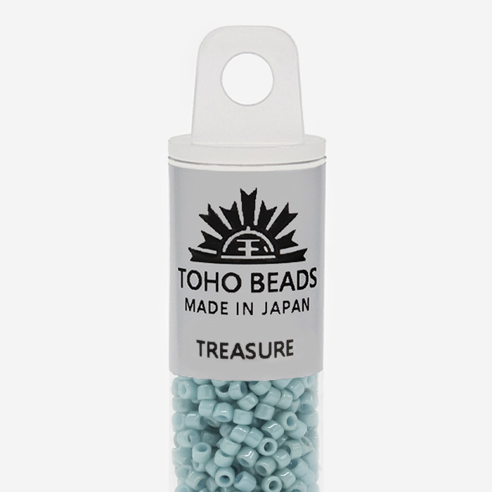Японский бисер TOHO Treasure (№1611), непрозрачный глянцевый