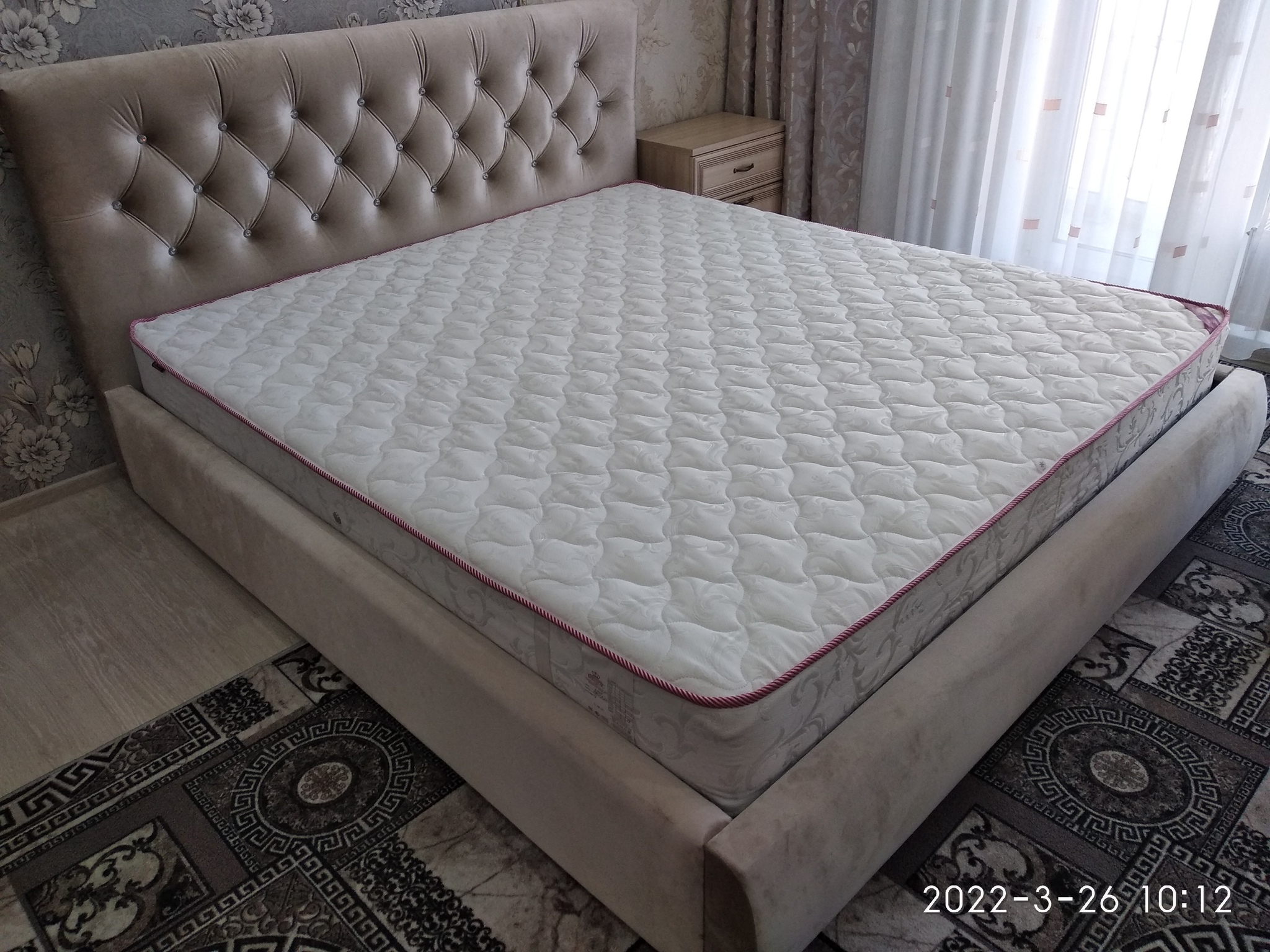 нажмите, чтобы открыть фото на весь экран