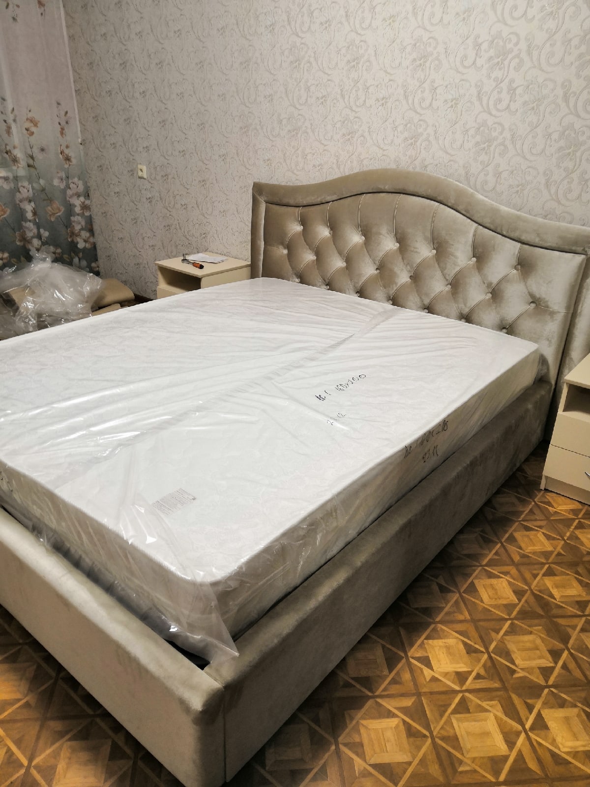 нажмите, чтобы открыть фото на весь экран