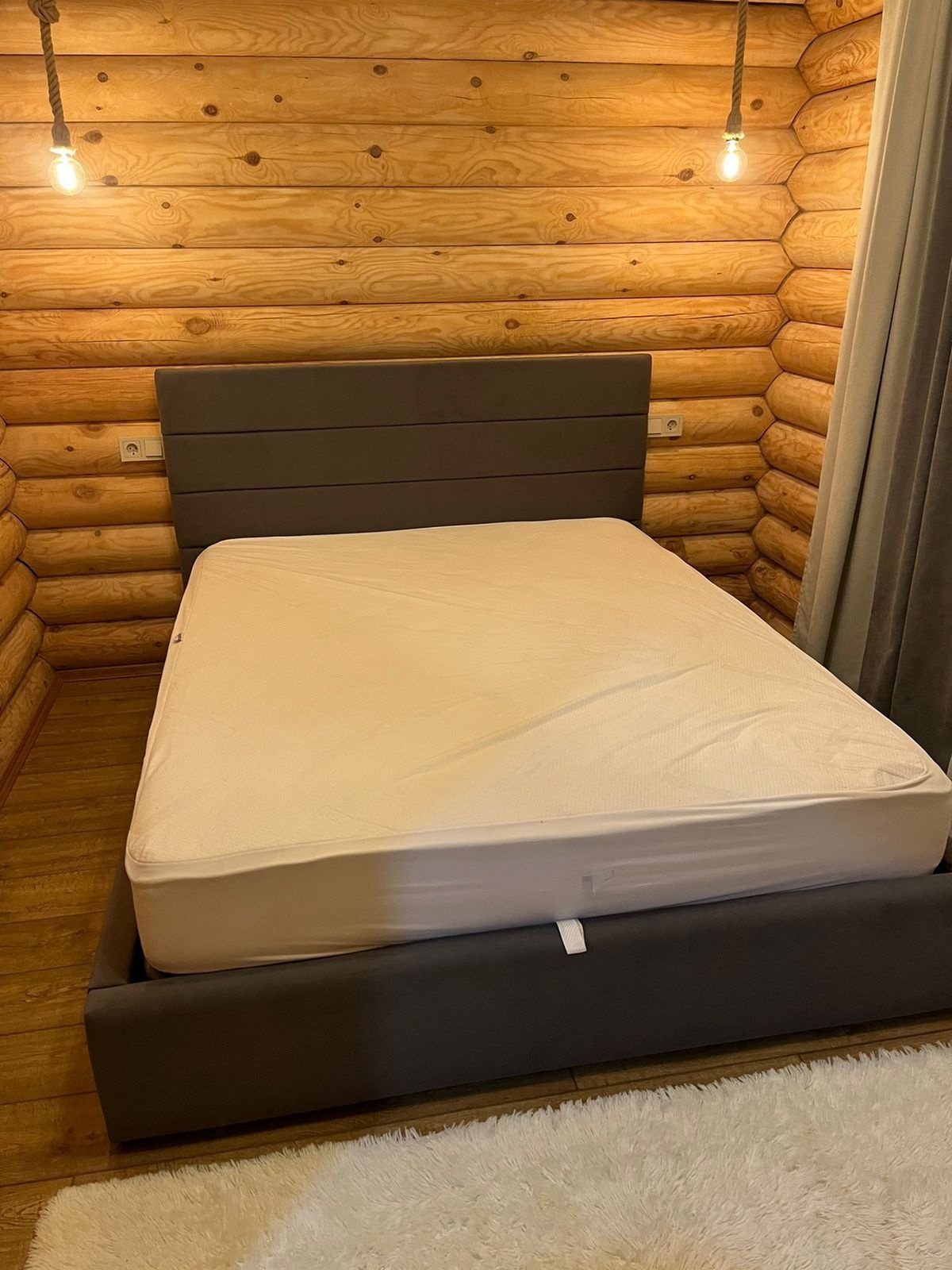 нажмите, чтобы открыть фото на весь экран