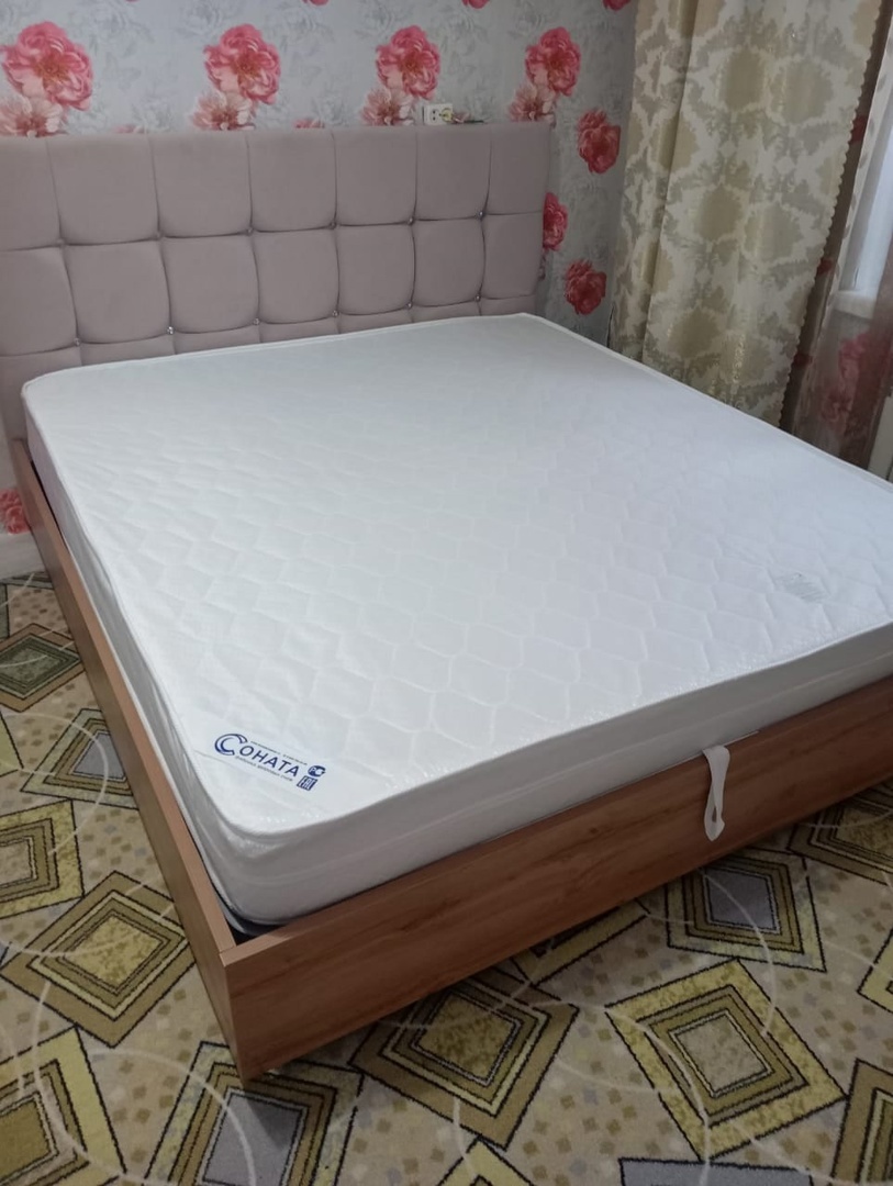 нажмите, чтобы открыть фото на весь экран