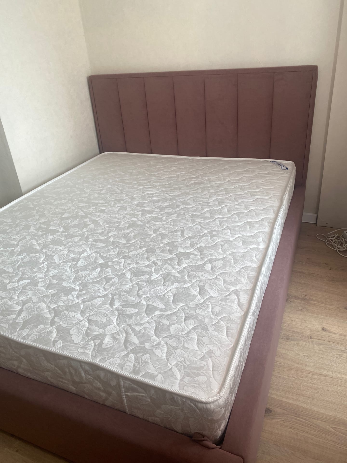 нажмите, чтобы открыть фото на весь экран