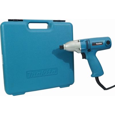 Шуруповерт Makita  6951