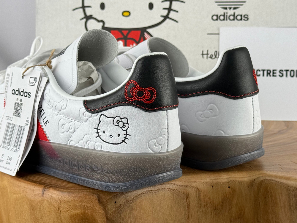 Adidas Gazelle x Hello Kitty
