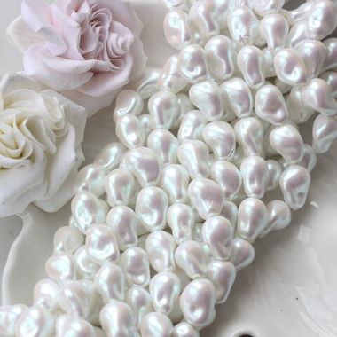 Майорка, имитация барочного жемчуга, White Pearls (слегка с розовым отливом) 10*15 мм, 1 нить, МА233