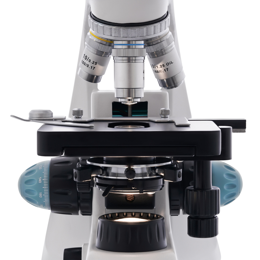Микроскоп  Levenhuk 500T
